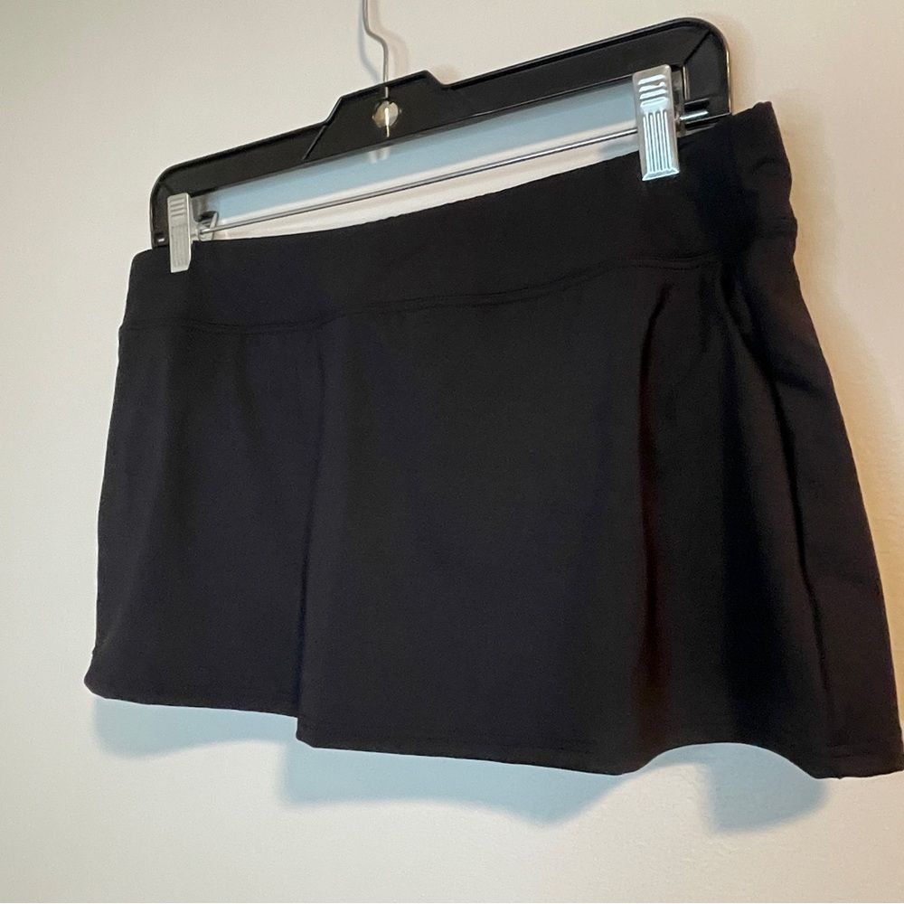 Lands' End Black Swim Skirt - Picture 2 of 6